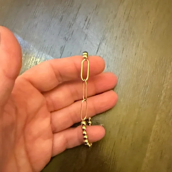 Elegant Gold filled paperclip Beaded Bracelet - Picture 2 of 3